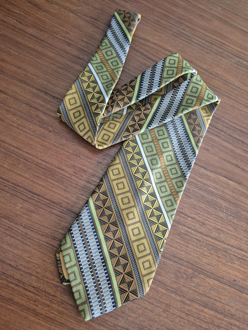 Vintage 70s Green Gold Tie